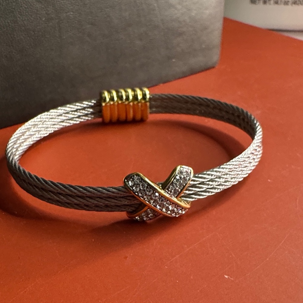 Silver and Gold Bracelet - Picture 2 of 2